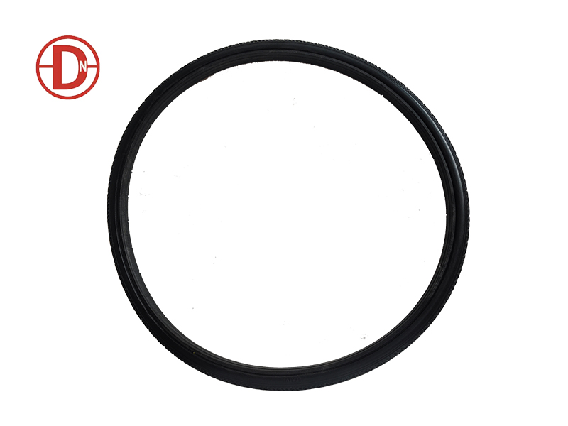 Polyurethane solid tire