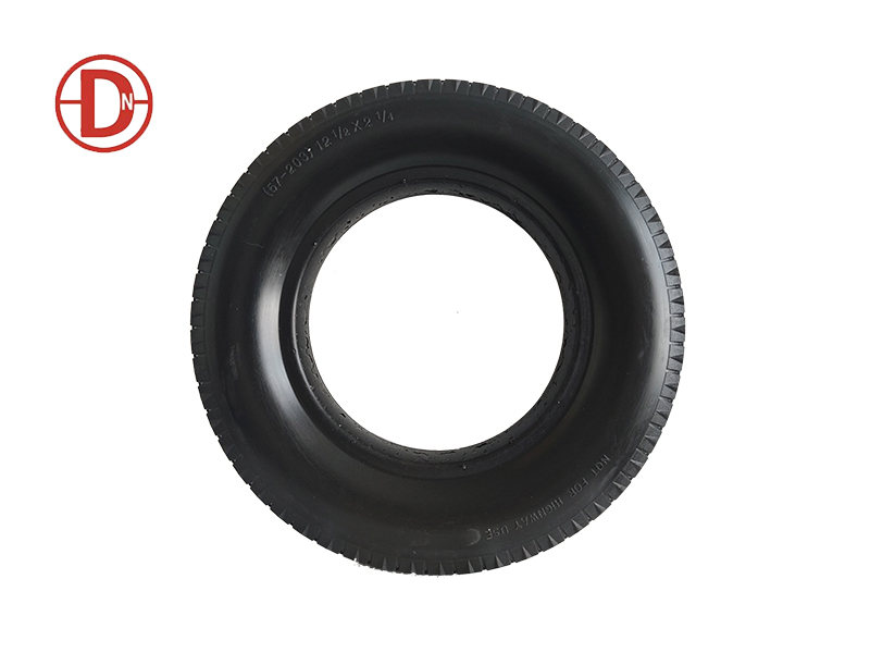 Polyurethane solid tire