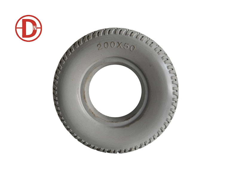 Polyurethane solid tire